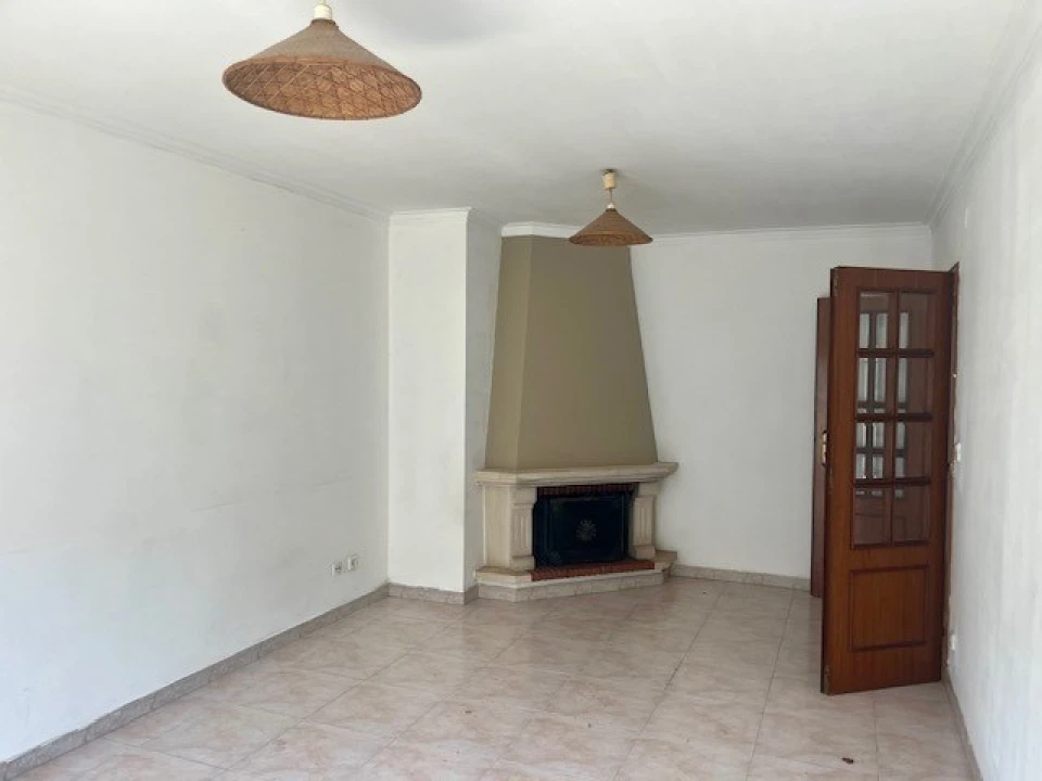 Apartamento T2 para Arrendamento em Marrazes e Barosa Foto 3