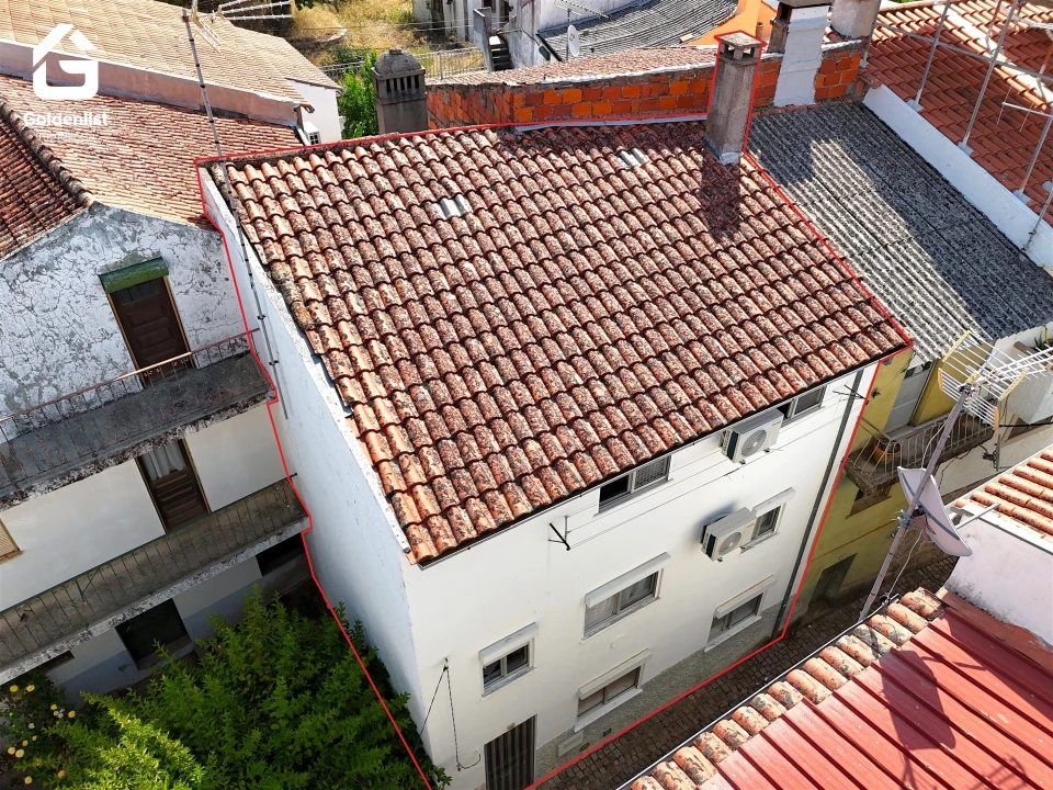 Moradia T3 para Venda em São Vicente da Beira Foto 2