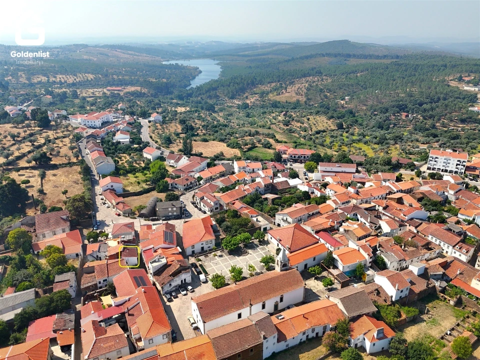 Moradia T3 para Venda em São Vicente da Beira Foto 3
