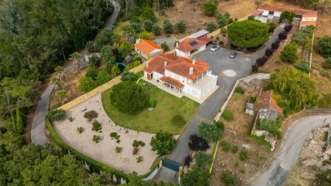 Moradia T3 para Venda em Pataias e Martingança