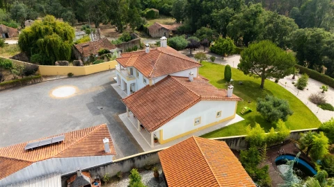 Moradia T3 para Venda em Pataias e Martingança