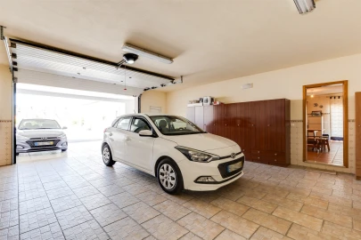 Moradia T5 para Venda em Pataias e Martingança