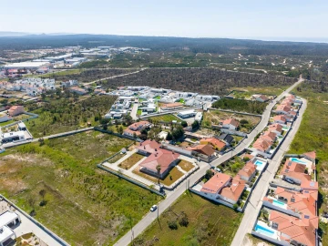 Moradia T5 para Venda em Pataias e Martingança