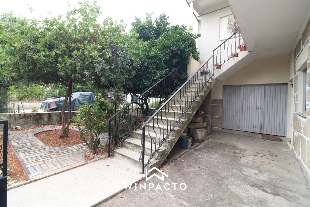 Moradia T5 para Venda em Canas de Senhorim Foto 40