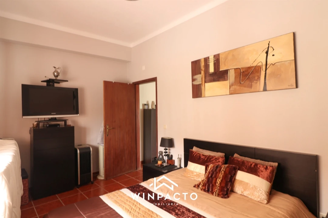 Moradia T5 para Venda em Canas de Senhorim Foto 29