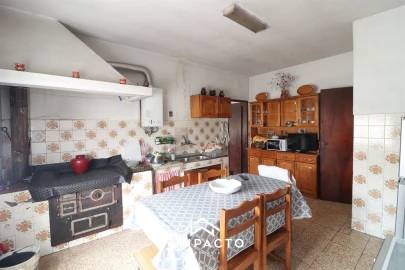 Moradia T5 para Venda em Canas de Senhorim
