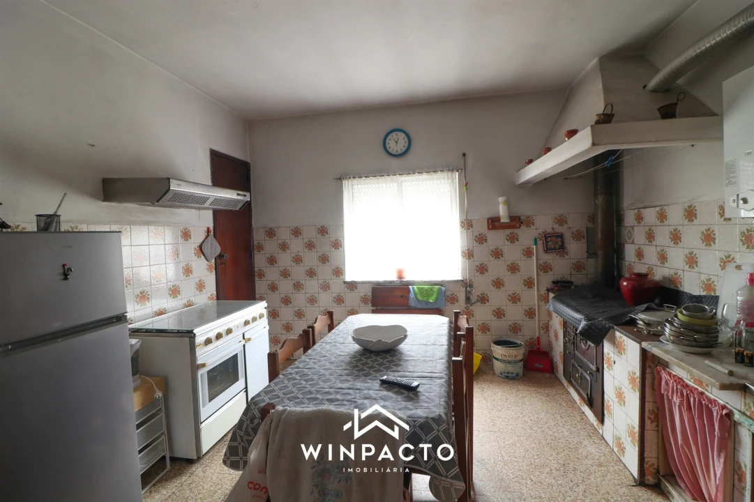 Moradia T5 para Venda em Canas de Senhorim Foto 17