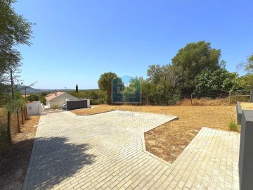 Moradia T3 para Venda em Querença, Tôr e Benafim