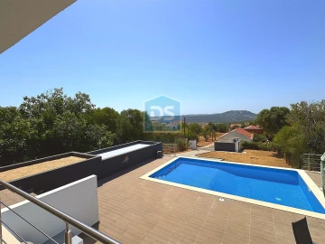 Moradia T3 para Venda em Querença, Tôr e Benafim