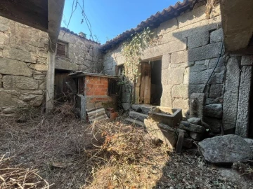 Moradia T0 para Venda em Bodiosa
