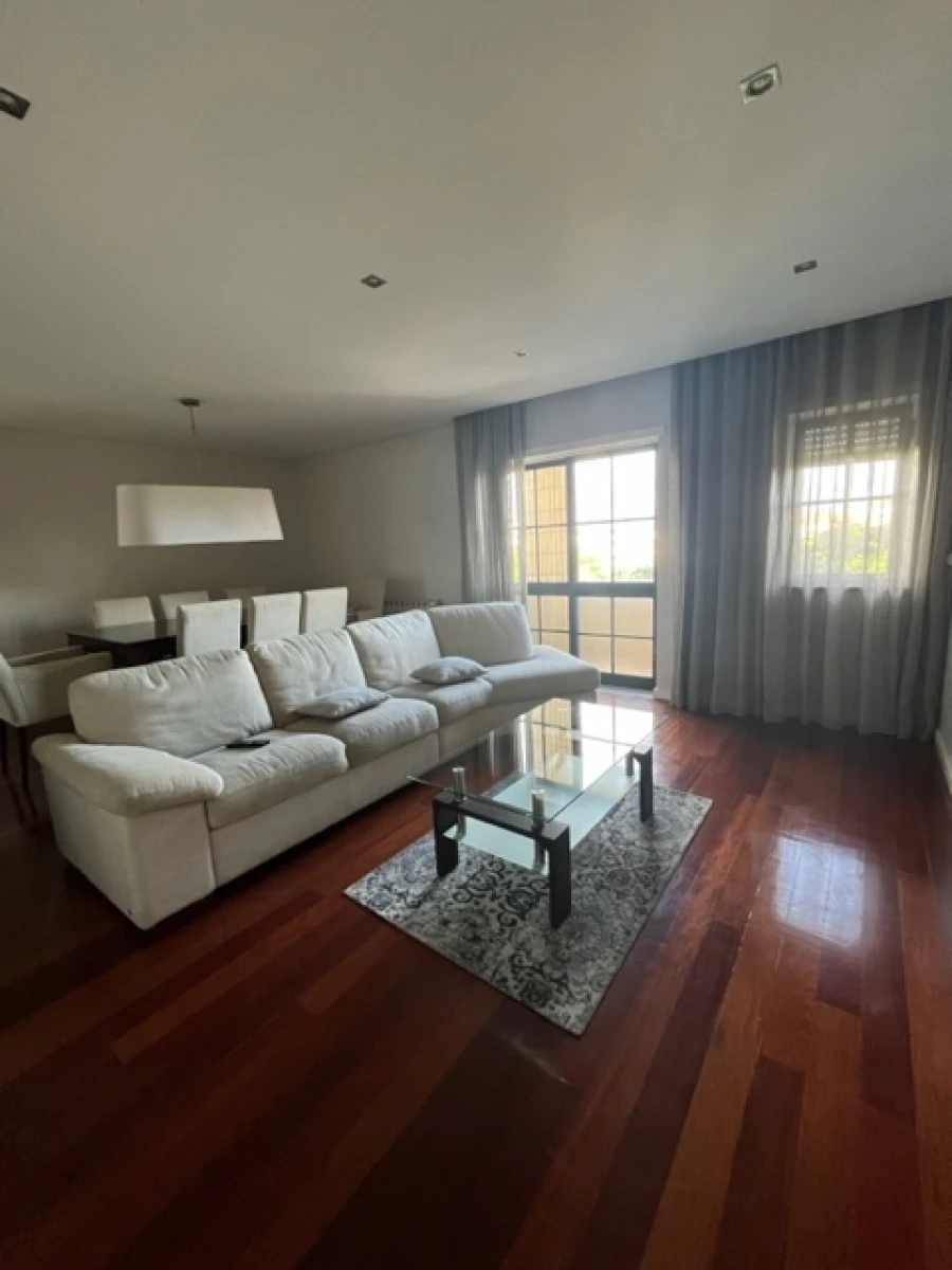Apartamento T3 para Venda em Viseu Foto 2