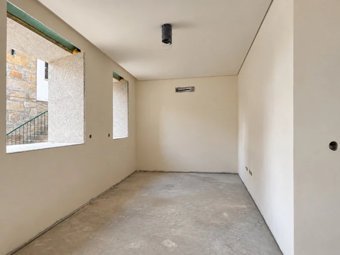 Prédio para Venda em Abraveses Foto 16