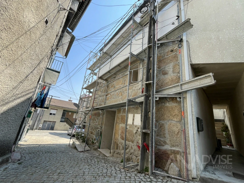 Prédio para Venda em Abraveses Foto 20