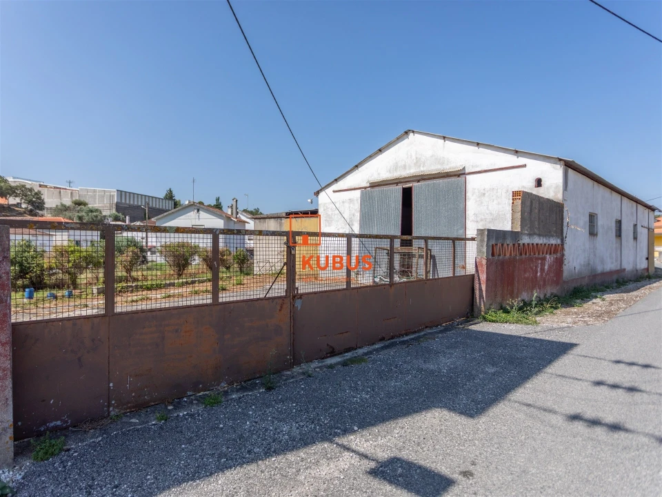 Armazém para Venda em Alcanena e Vila Moreira Foto 1