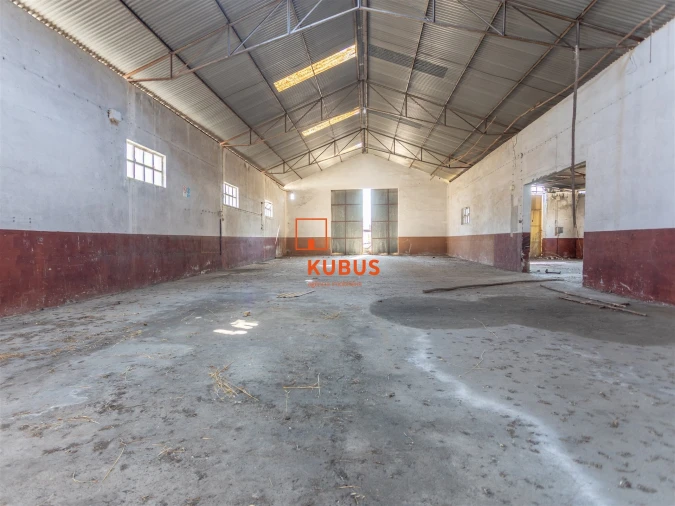 Armazém para Venda em Alcanena e Vila Moreira Foto 17