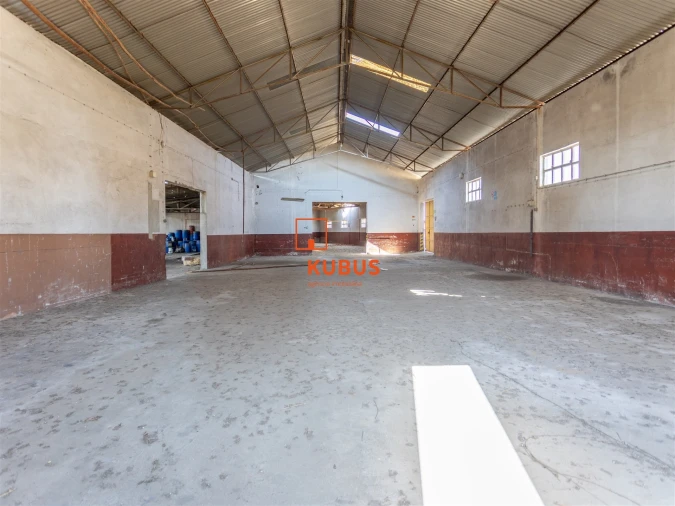 Armazém para Venda em Alcanena e Vila Moreira Foto 16