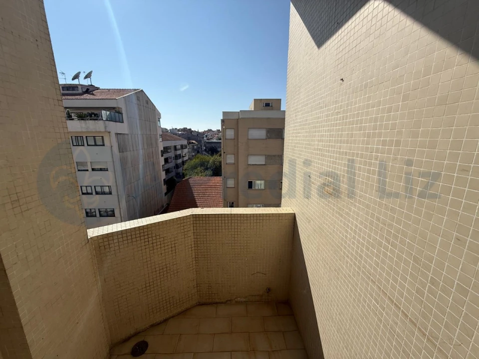 Apartamento T1 para Venda em Bonfim Foto 4
