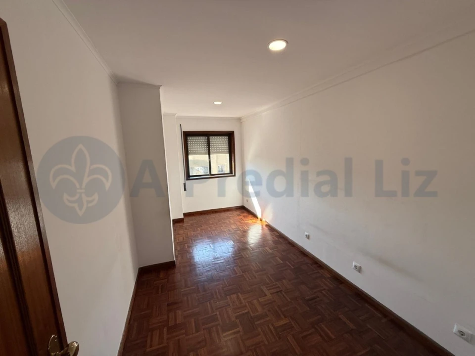 Apartamento T1 para Venda em Bonfim Foto 8