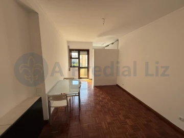 Apartamento T1 para Venda em Bonfim