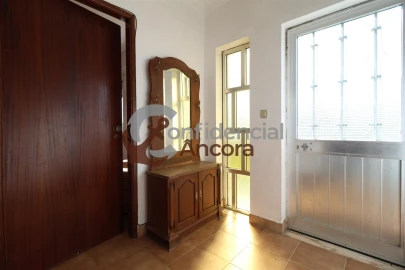 Quinta T3 para Venda em Melo e Nabais