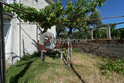 Quinta T3 para Venda em Melo e Nabais