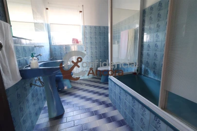 Quinta T3 para Venda em Melo e Nabais