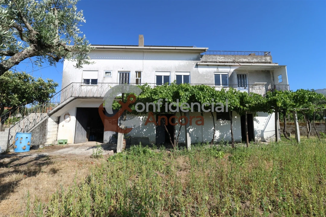 Quinta T3 para Venda em Melo e Nabais Foto 1