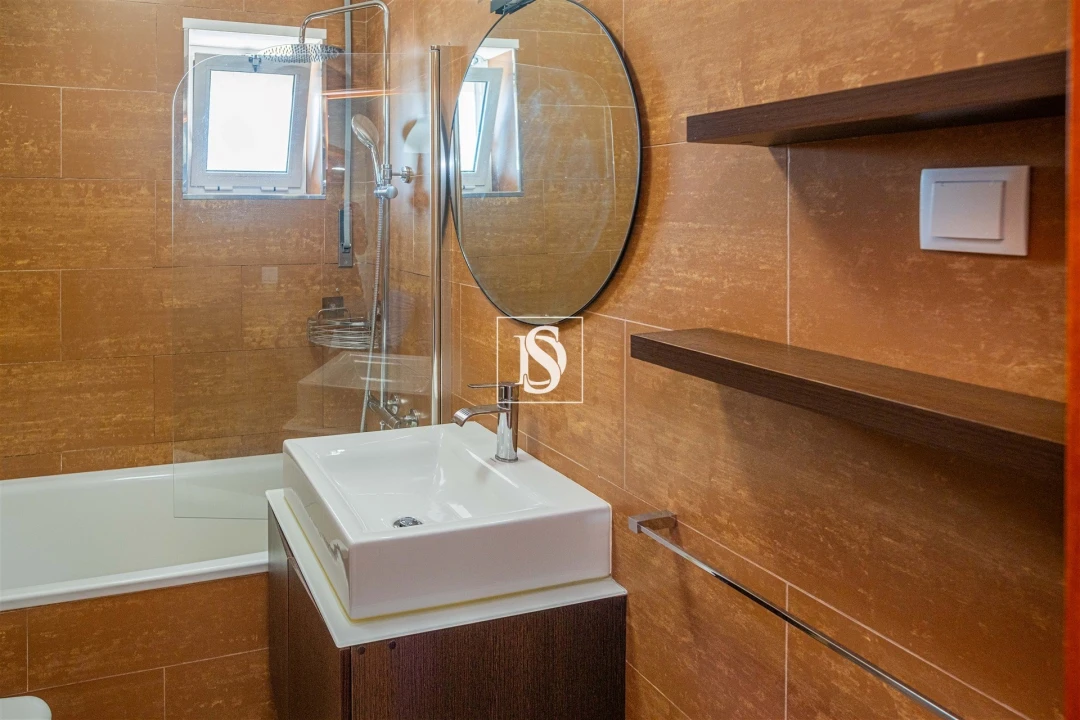 Apartamento T2 para Venda em Varzea Foto 16
