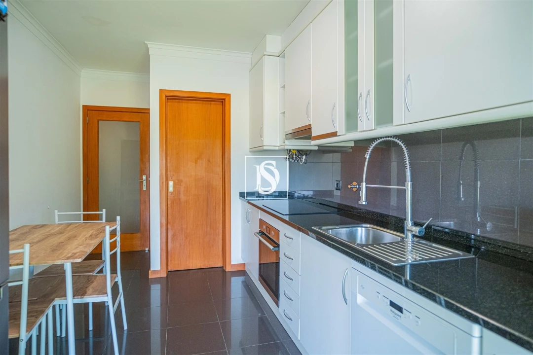 Apartamento T2 para Venda em Varzea Foto 13