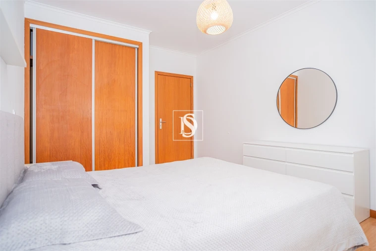 Apartamento T2 para Venda em Varzea Foto 24