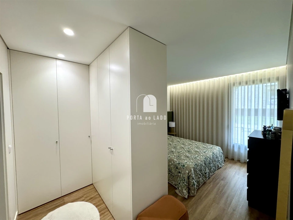Apartamento T2 para Venda em Avintes Foto 6