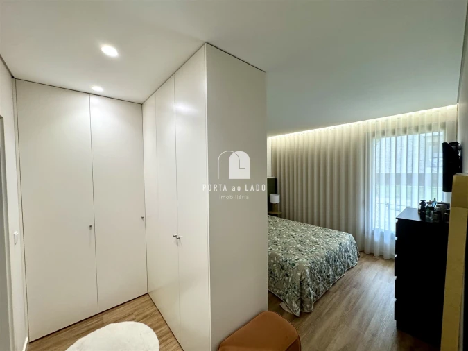 Apartamento T2 para Venda em Avintes Foto 6