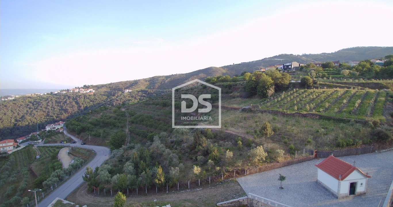 Terreno para Venda em Ferreiros de Avões Foto 1