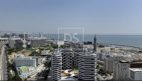 Apartamento T4 para Venda em Parque das Nações