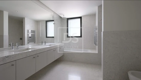 Apartamento T4 para Venda em Parque das Nações