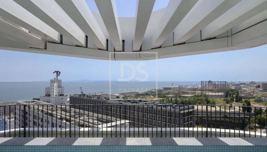 Apartamento T4 para Venda em Parque das Nações Foto 8