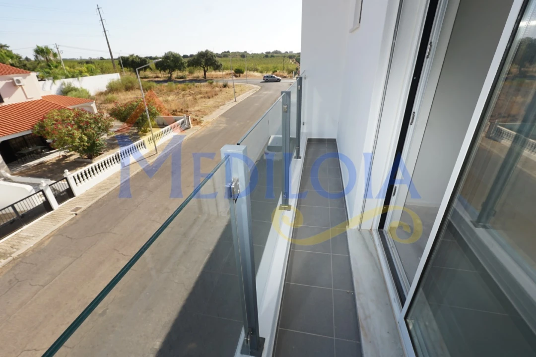 Apartamento T1 para Venda em Altura Foto 14