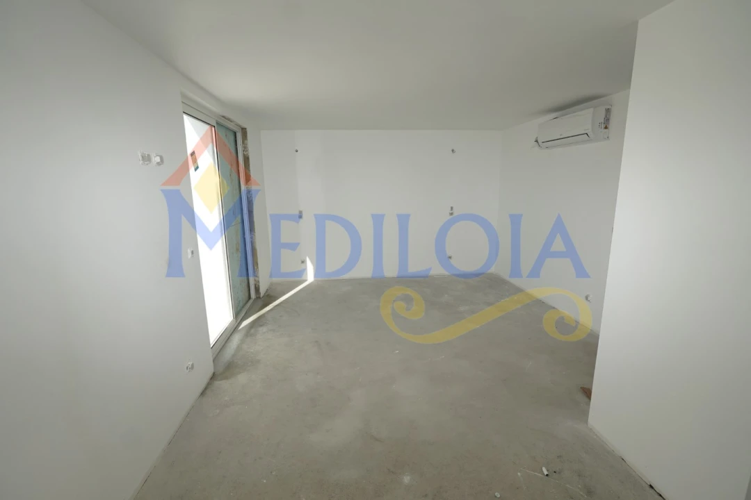 Apartamento T1 para Venda em Altura Foto 11