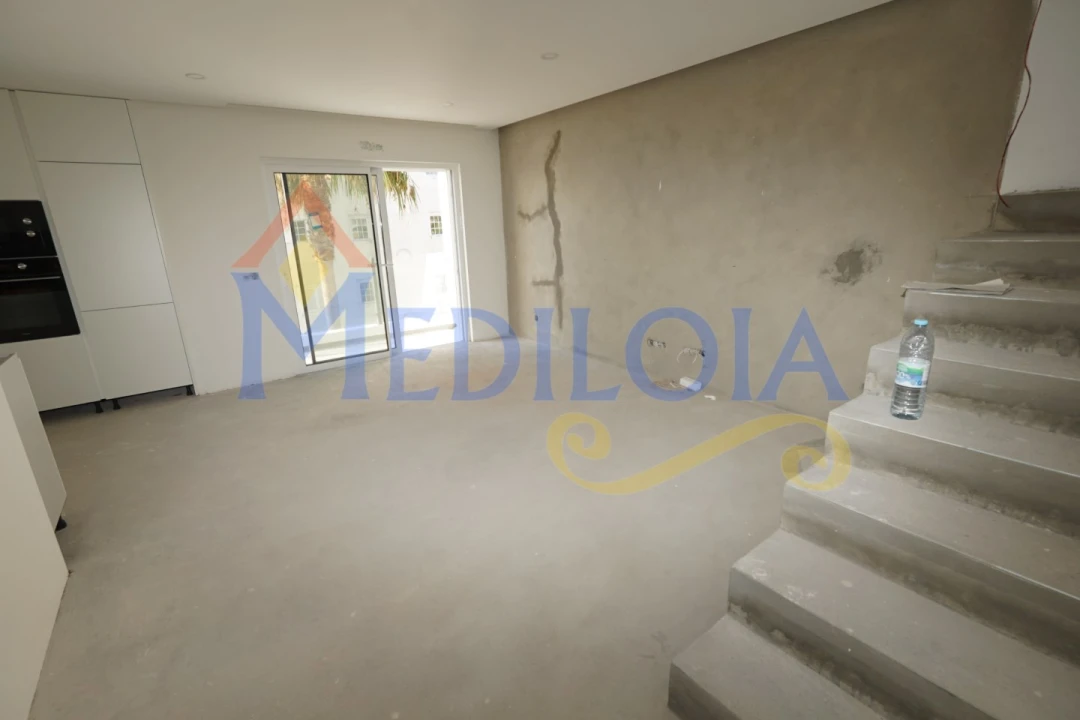 Apartamento T1 para Venda em Altura Foto 4