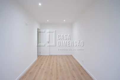 Apartamento T2 para Venda em Cacém e São Marcos