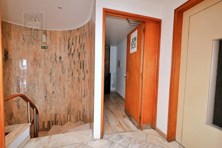 Loja para Arrendamento em Ponta Delgada (São Sebastião) Foto 63