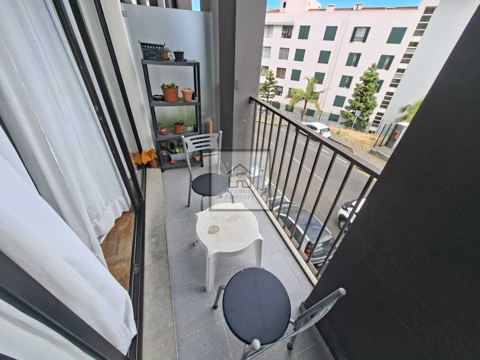 Apartamento T2 para Venda em São Martinho Foto 11