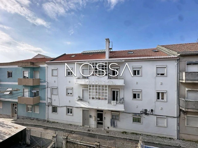 Apartamento T2 para Venda em Falagueira-Venda Nova Foto 3