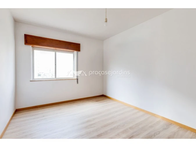 Apartamento T4 para Venda em Marrazes e Barosa Foto 2