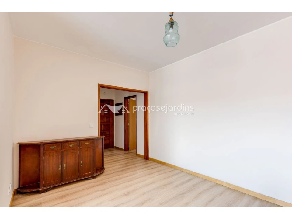 Apartamento T4 para Venda em Marrazes e Barosa Foto 13