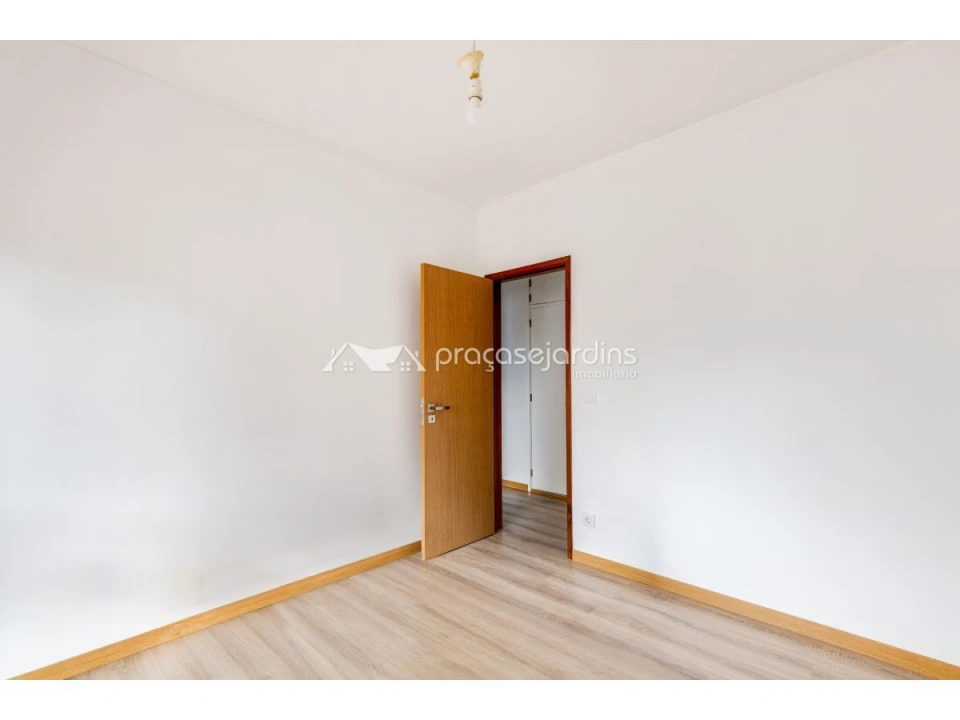 Apartamento T4 para Venda em Marrazes e Barosa Foto 5