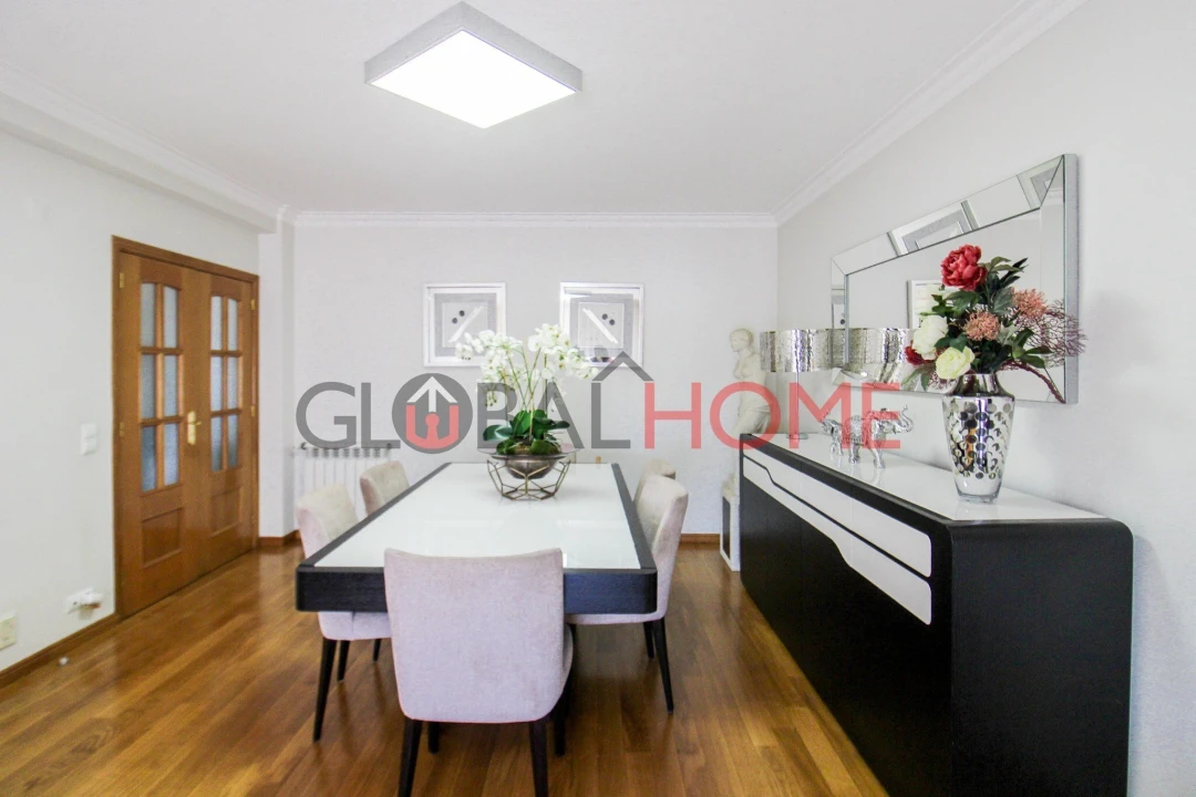 Apartamento T2 para Venda em Santa Marinha e São Pedro da Afurada Foto 3