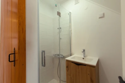 Apartamento para Venda em Santa Maria do Castelo e Santiago e Santa Susana