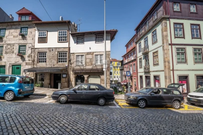 Prédio para Arrendamento em Braga (Maximinos, Sé e Cividade)