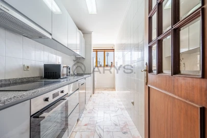 Apartamento T2 para Venda em Aver-O-Mar, Amorim e Terroso